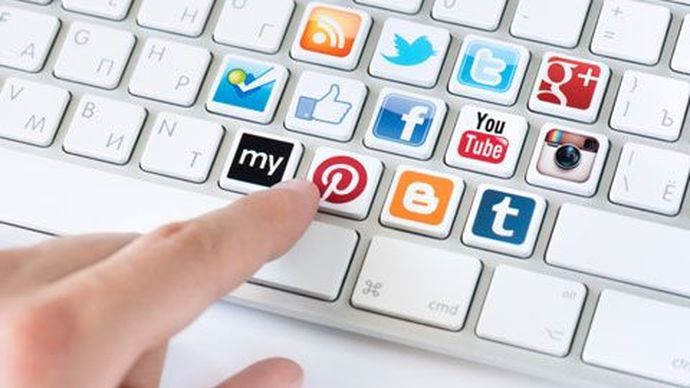 Sociālie tīkli biznesam: labākais laiks komunikācijai Facebook, Twitter, LinkedIn, Pinterest un Google+